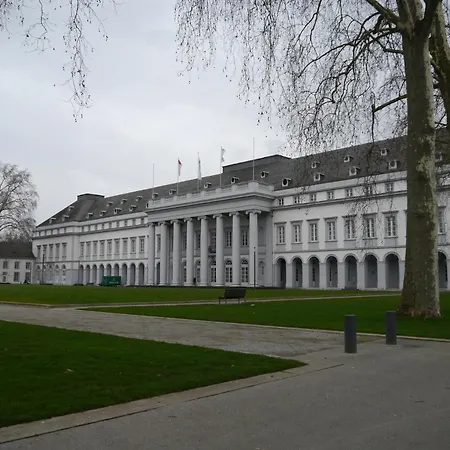 Rhein - Mosel Quartier 4 아파트 *